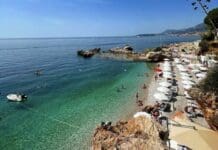 Spiagge, Regione Liguria proroga possibilità di ampliare dehor di bar e ristoranti Balzi Rossi spiaggia