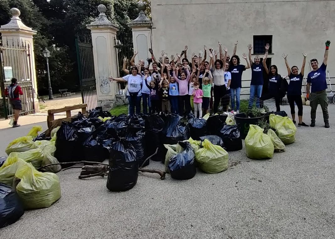 Plastic Free Liguria pulizia Pegli