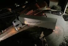 Genova, camion rimane incastrato per le vie di Sant’Ilario: interviene la Polizia Locale Camion bloccato Aggio