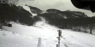 Santo Stefano d’Aveto, torna la neve e torna la statua fallica in mondovisione Santo Stefano statua fallica