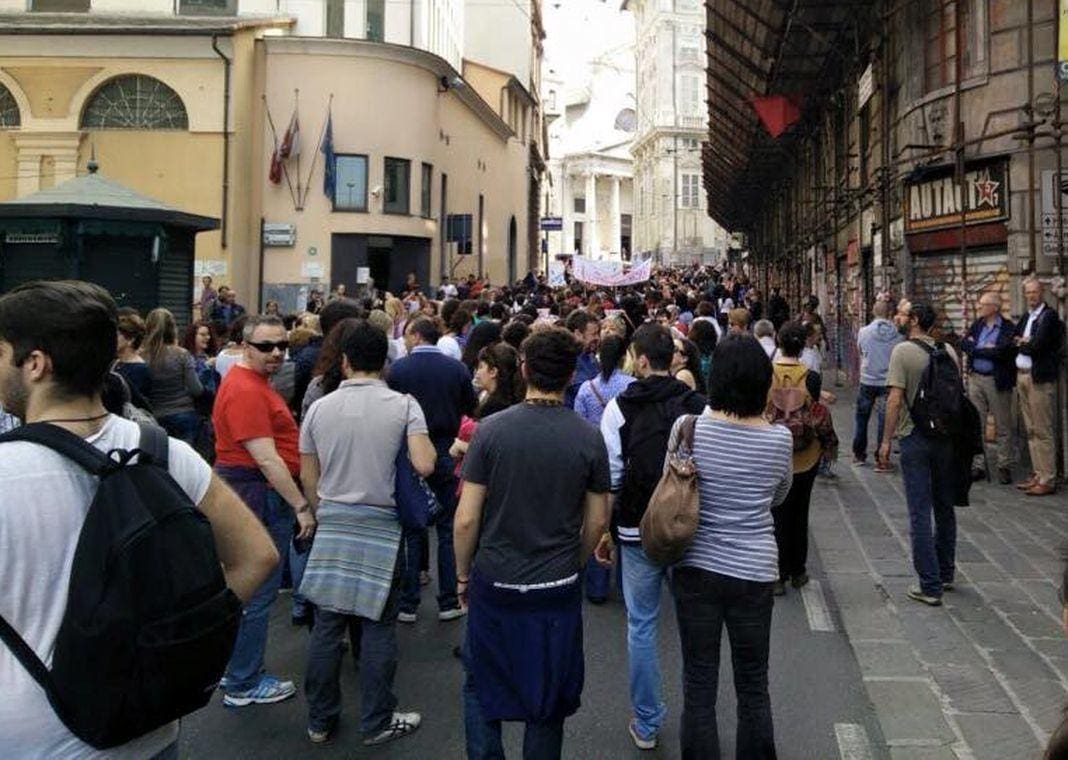 Studenti manifestazione Genova