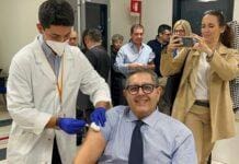 Liguria, vaccinazione anti influenzale per i dipendenti della Regione Giovanni Toti vaccinazione anti influenzale