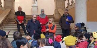 Natale a Genova, i bambini addobbano il Cimello di Palazzo Tursi Cimello 2022 Bucci Bordilli