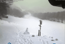 Neve a Santo Stefano d’Aveto e la scultura fallica riprende vigore statua fallica Santo Stefano d'Aveto