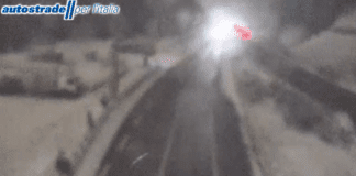 Autostrade Liguria, nevischio sulla A26, obbligo catene a bordo neve autostrada A26 13 dicembre 2022