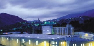 Arenzano, presidio di protesta dei lavoratori alla Bocchiotti Bocchotti Arenzano