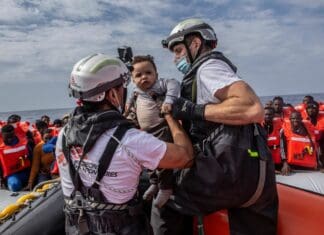 Savona, in arrivo per domani gli 85 Migranti della Open Arms Medici senza Frontiere salvataggio migranti