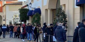 Assalto all’Outlet di Serravalle per i Saldi, non spaventa nemmeno la pioggia Serravalle Outlet code Saldi
