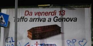 Gianluca Vialli, oltraggio alla memoria su un manifesto vicino allo stadio Manifesto insulto vilipendio Gianluca Vialli