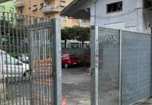 Pegli, riaperto il cancello del parcheggio della stazione, il mistero del lucchetto cancello posteggio stazione Pegli genova