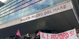 Genova, stagista super qualificato senza stipendio, manifestazione al Museo del Mare Museo Mare Genova che osa, Lavoro si paga Genova