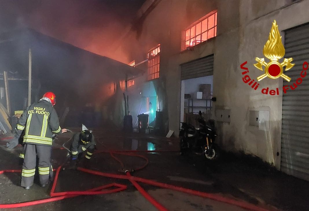 Busalla incendio 8 febbraio 2023