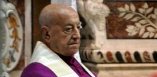 Nervi piange don Luciano Divona, morto il parroco di San Siro Luciano Divona don Nervi