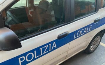 Polizia locale auto