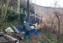 Genova, Amiu rimuove tre tonnellate di rifiuti in via San Pantaleo a Staglieno bonifica amiu via Pantaleo Genova Staglieno