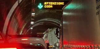 Genova, già in coda sull’autostrada A10 tra Aeroporto e allacciamento A7 coda Autostrada A10 Liguria