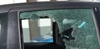 Genova, ancora raid con vetri delle auto rotti vetro rotto auto