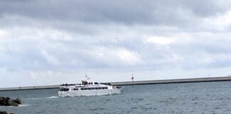 Genova, NaveBus non riesce ad attraccare a Pegli e torna al Porto Antico NaveBus Amt Genova