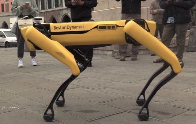 spot cane robot Boston Dynamics Genova