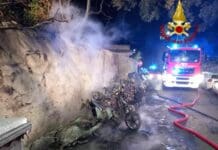 Genova, ancora scooter in fiamme al Lagaccio incendio Lagaccio 26 marzo 2023 Genova