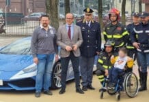 Genova, in arrivo al Gaslini il piccolo Marco affetto da una malattia rara Marco Gaslini Genova Lamborghini Houracane Polizia