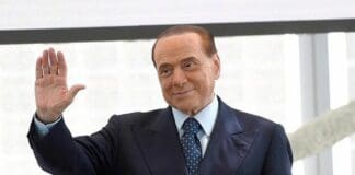 Silvio Berlusconi in terapia intensiva, fonti ospedaliere parlano di leucemia Silvio Berlusconi