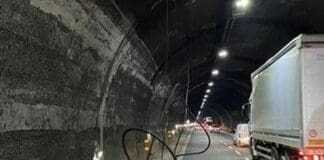 Genova, cavi crollati in galleria, ancora controlli e possibili disagi galleria Monte Sperone autostrada A12 Genova crollo