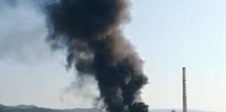 Savona, incendio nelle aree Tirreno Power, nube nera sulla città Incendio Tirreno Power Savona 5 maggio 2023