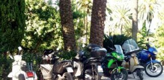 Nervi, moto e scooter parcheggiati nei Parchi, chi ha autorizzato? Nervi moto nei Parchi