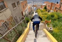 Genova, in bicicletta giù per le scalinate a Marassi, sport o azzardo? downhill