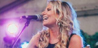 Ospedaletti, Chiara Ragnini all’Auditorium con Di Mare e d’Amore Chiara Ragnini