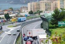 Caos Autostrade, un altro incidente sulla A10: ancora disagi alla circolazione