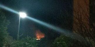 Arenzano, fiamme nel bosco, arrivano i vigili del fuoco incendio Arenzano 8 settembre 2023