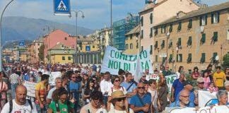 Genova, tremila in piazza per dire No alle servitù Ponente manifestazione Genova Ponente 30 settembre 2023