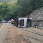 Incidente A7 camion ribaltato 11 ottobre 2023