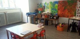 In Liguria la scuola inclusiva per bambini con disabilità è iniziata con un mese di ritardo scuola aula vuota disabili