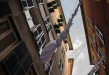 Genova dal basso, mostra fotografica Unitre al Galata Museo del Mare Vicoli Genova, cielo