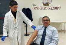 Presunta corruzione in Liguria, aperta indagine su dati gonfiati per vaccini e Covid Toti vaccino influenza 2023
