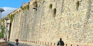 Genova, ancora una bicicletta sulla Sopraelevata bici sulla Sopraelevata 19 novembre 2023