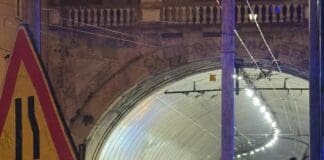 Genova, grave incidente nella Galleria Nino Bixio, chiusa nella notte Galleria Bixio Genova incidente 24 nov 2023