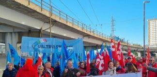 Genova, Sciopero e corteo contro la Legge di Bilancio Sciopero corteo Genova 17 novembre 2023