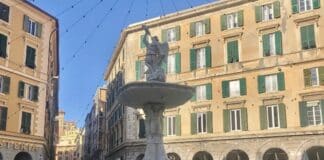 La storia di piazza Colombo e della fontana che sorge al centro Fontana piazza Clombo Genova intera