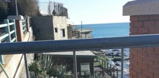 Genova, scalinata alla spiaggia del Bai chiusa da mesi Quinto, scalinata Bai, lavori