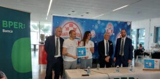 Savona, si rafforza legame BPER e Rari nantes, nasce la carta prepagata biancorossa Bper Banca Rari Nantes Savona