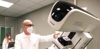 Tumore al seno, al San Martino tutti gli esami in un solo giorno e con referto immediato Massimo Calabrese