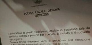 Genova, bici e monopattini posteggiati ovunque, arrivano gli avvisi di rimozione avviso rimozione biciclette Foce Genova