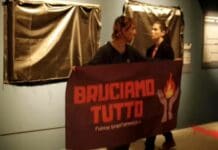 Genova, Blitz di Bruciamo Tutto alla mostra di Artemisia, no ai quadri della violenza Bruciamo tutto Artemisia Gentileschi
