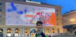 Riccardo Rossi nuovo testimonial del Pesto, sul casco #lamiaLiguria Riccardo Rossi pesto sul casco #lamialiguria