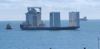 Genova, a Pra’ arriva la nave porta cassoni per la Diga, il Ponente pronto alla mobilitazione nave porta cassoni diga foranea Genova