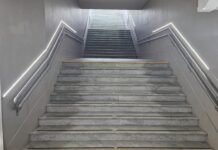 Arenzano, barriere architettoniche per i disabili, interviene il Difensore Civico Arenzano stazione ferrovia barriere architettoniche scalinata